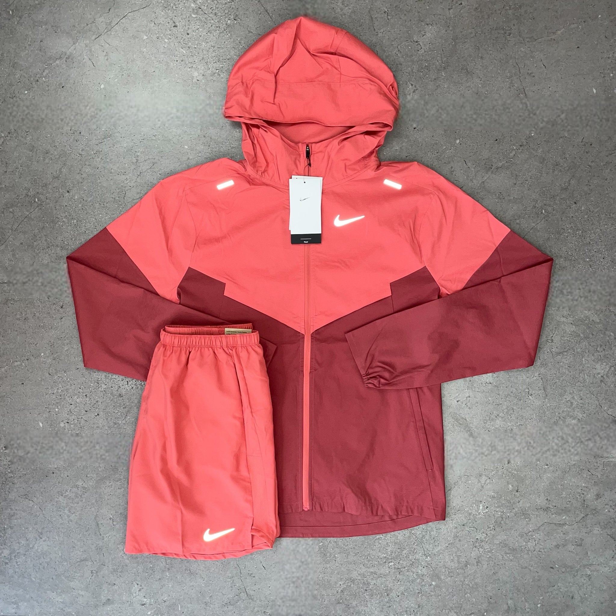 Nike UV Repel Windrunner Set ‘Adobe’