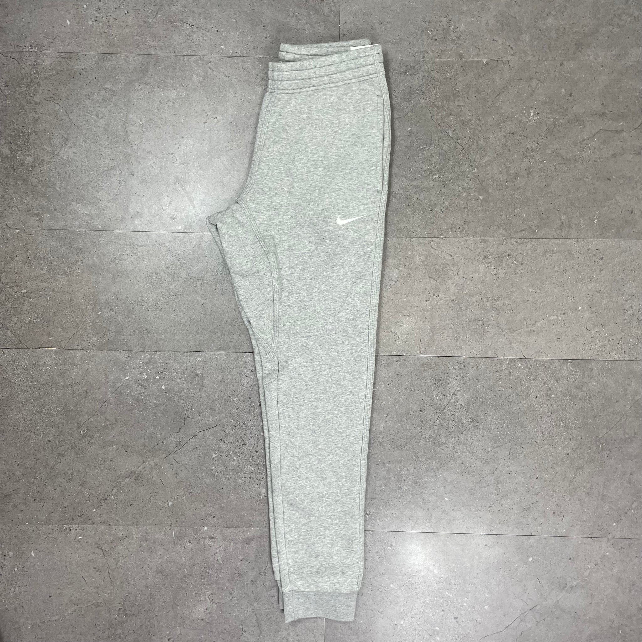 Nike Club Fleece Joggers ‘Grey’