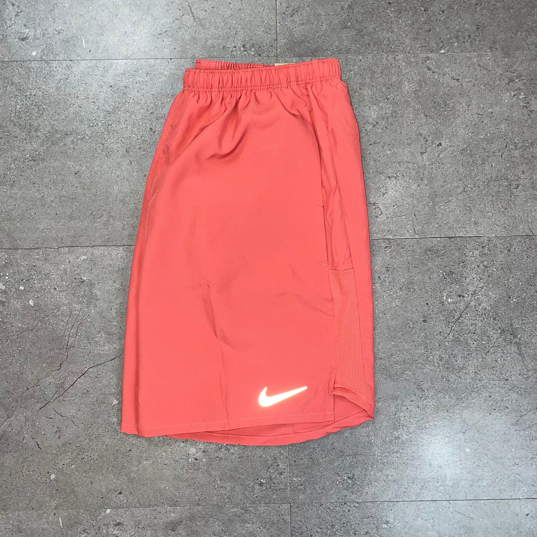 Nike Challenger Shorts ‘Adobe’