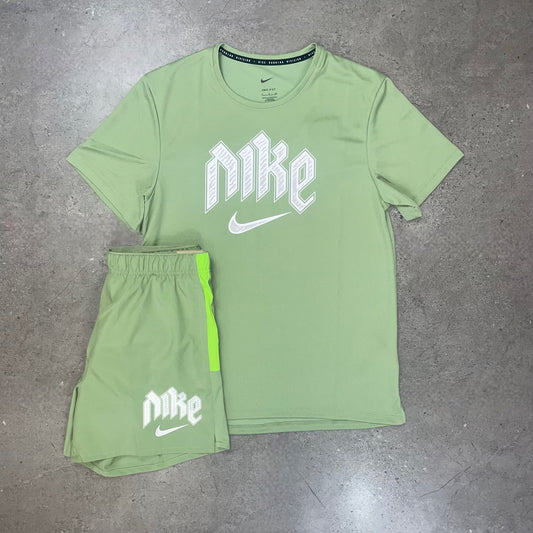 Nike Run Division Set ‘Green’